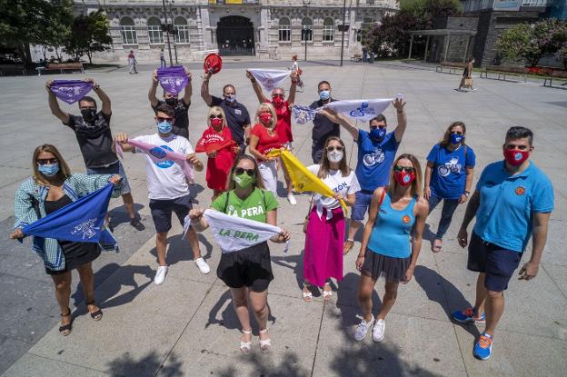 El Ayuntamiento comienza a planear con las peñas las fiestas de la Semana Grande