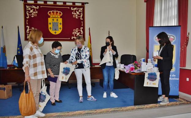 San Felices pone su «granito de arena» en la lucha contra la violencia de género