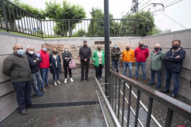 Camargo exhibe su patrimonio en el paso inferior de la vías de tren