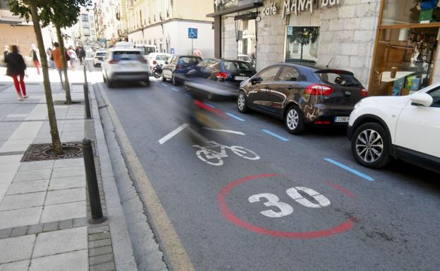 La Policía ha impuesto 80 multas en 45 días por exceder los nuevos límites de velocidad en Santander