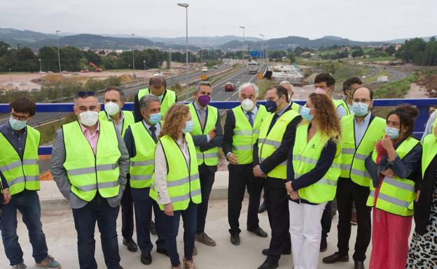 Ábalos anuncia la apertura en otoño de un nuevo tramo de la autovía Aguilar-Burgos