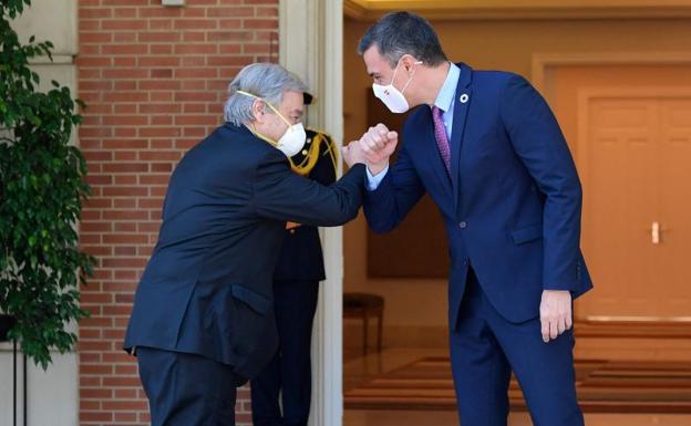 Sánchez exhibe el respaldo de la ONU al diálogo con Cataluña