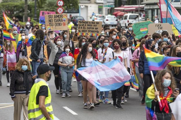 La nueva 'ley trans' divide a partidos, colectivos sociales e instituciones en Cantabria