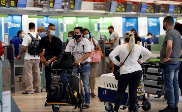 Alemania desaconseja viajar a Cantabria y Cataluña por el riesgo de covid