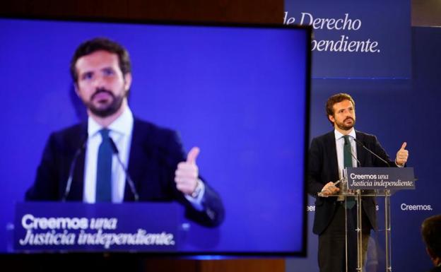 Casado avisa de que derogará todas las leyes sociales del Gobierno