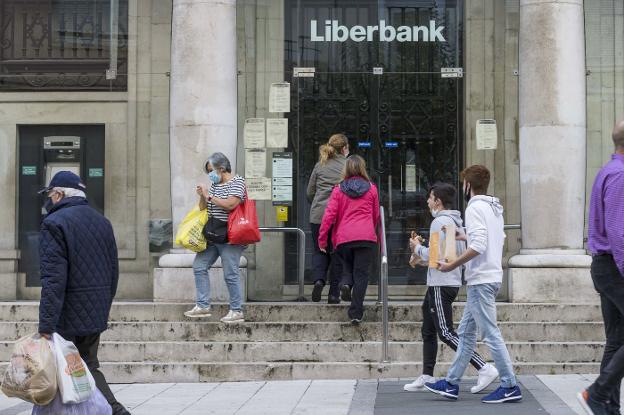 Unicaja eliminará la marca Liberbank de las sucursales a lo largo del próximo año