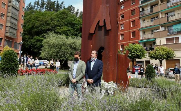 Casado censura la «carnicería» que ha provocado Sánchez en el Gobierno