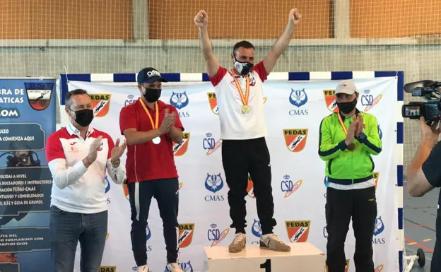 El cántabro Ángel Cruz gana el Campeonato de España de pesca submarina disputado en Latas