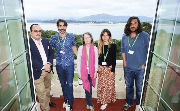 «Los actores nos protegemos de algunos personajes para no caer en un pozo»