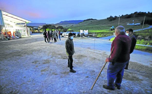 «Vamos a seguir de cerca los pasos que se están dando para tirarnos el puente»