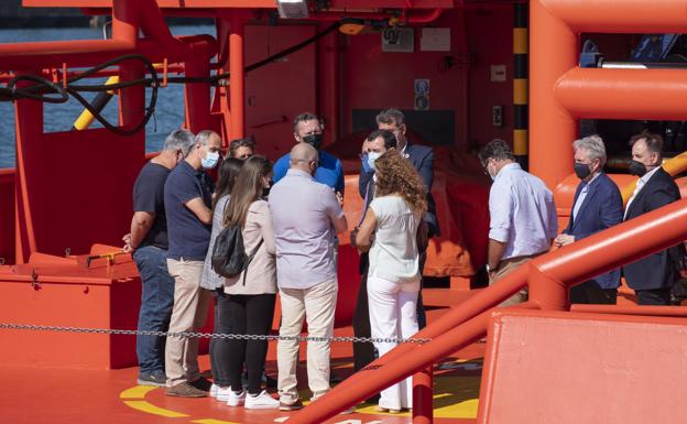 Salvamento Marítimo traerá a Santander un robot submarino para buscar al marinero desaparecido