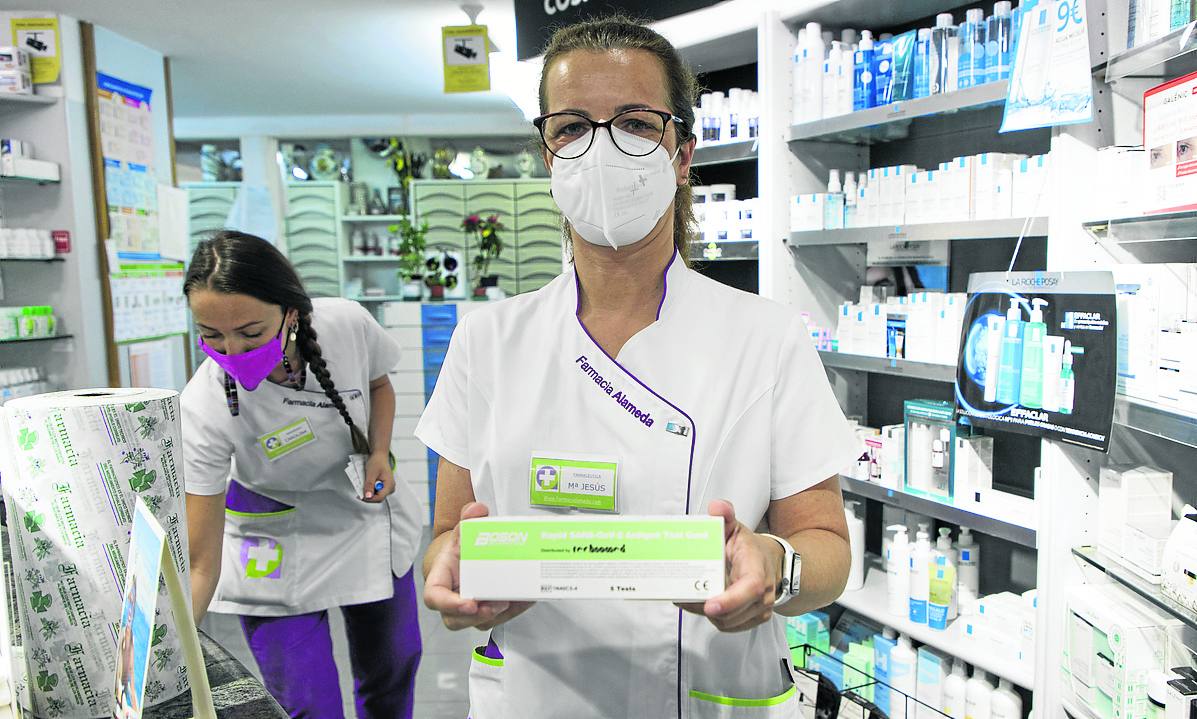 Los test de autodiagnóstico llevan las «dudas» a las farmacias