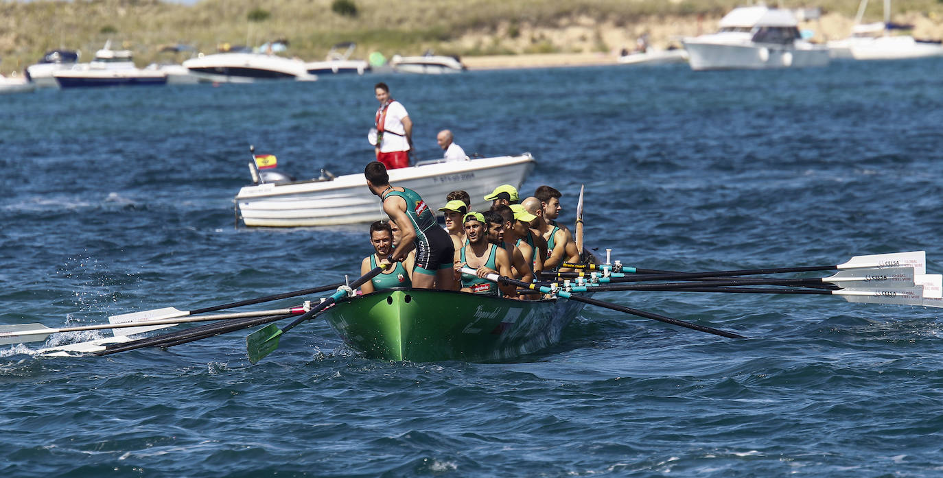 Pedreña es tercera en la regata de casa