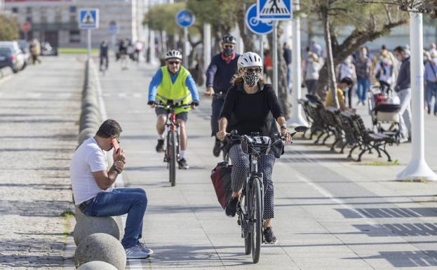 Cantabria registra 392 nuevos casos y suben la incidencia y los hospitalizados, que alcanzan los 100
