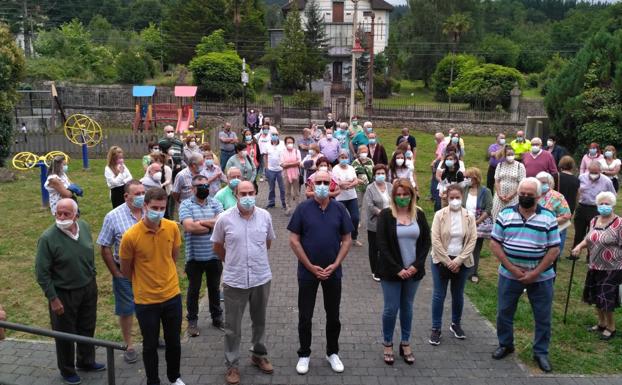 Villaverde se une para protestar por la situación sanitaria del Valle