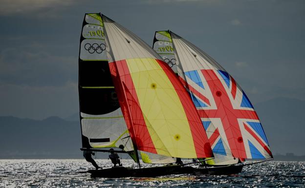 Las regatas por las medallas de Diego Botín y Támara Echegoyen, aplazadas a mañana