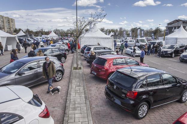 La venta de coches cae un 37% en Cantabria en relación a 2020