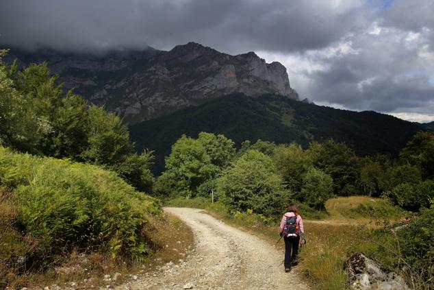 Liébana: De Fuente Dé a Pedabejo