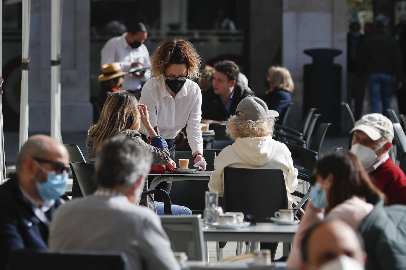 Este agosto recibirán los 300 euros del Gobierno casi 10.000 trabajadores que estuvieron en ERTE