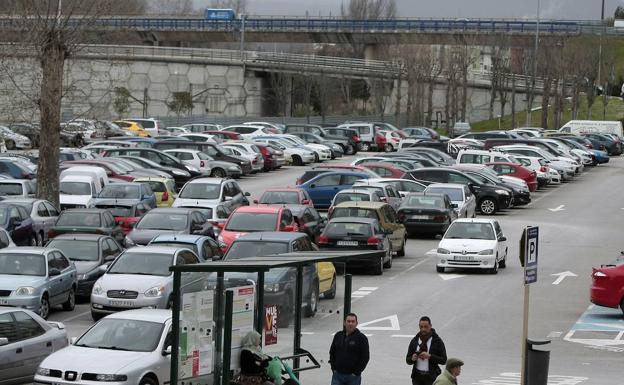 Un estudio revela que hay rotación en los parking de La Carmencita y Pintor Varela