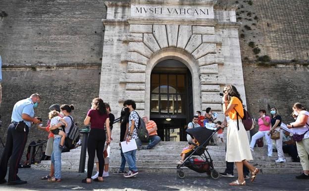 Los italianos dicen sí al pasaporte covid