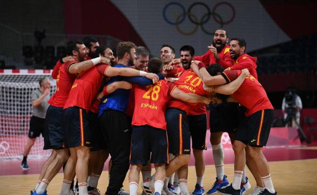 Los Hispanos ponen el broche de bronce a una trayectoria de campeones