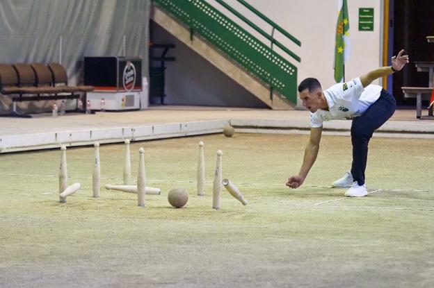 Víctor González sigue su rutina habitual