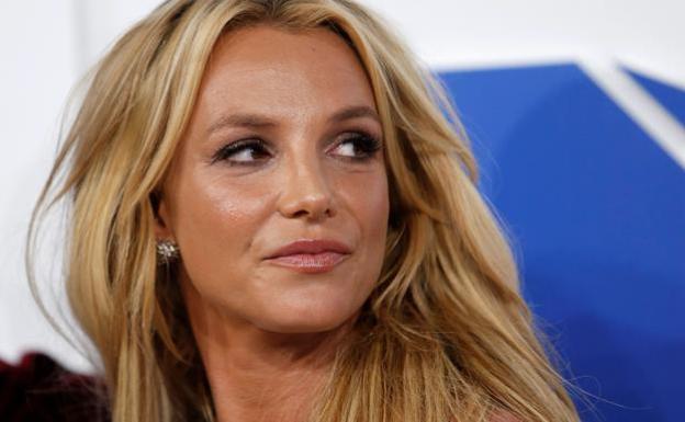 El padre de Britney Spears renunciará a ser su tutor