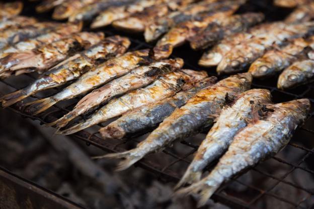 Sardinas: Abundantes, asequibles y ricas a la parrilla