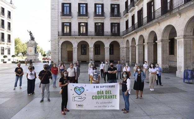 Santander abre hasta el 24 de agosto el plazo para solicitar ayudas a proyectos de cooperación de ONGs