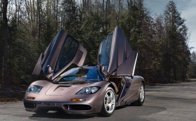 Un McLaren F1 alcanza un precio récord en las exclusivas subastas de Pebble Beach