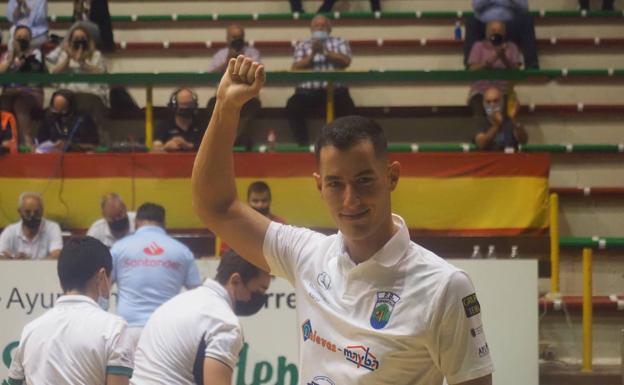 Víctor también conquista Torrelavega