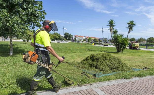 El Ayuntamiento confirma las deducciones a la UTE de Parques y Jardines por los incumplimientos