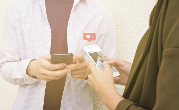 ¿Cuáles son las redes sociales más utilizadas por hombres y mujeres?