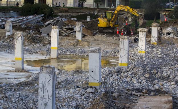 La reconstrucción del parking derrumbado en Nueva Montaña se iniciará en dos o tres semanas