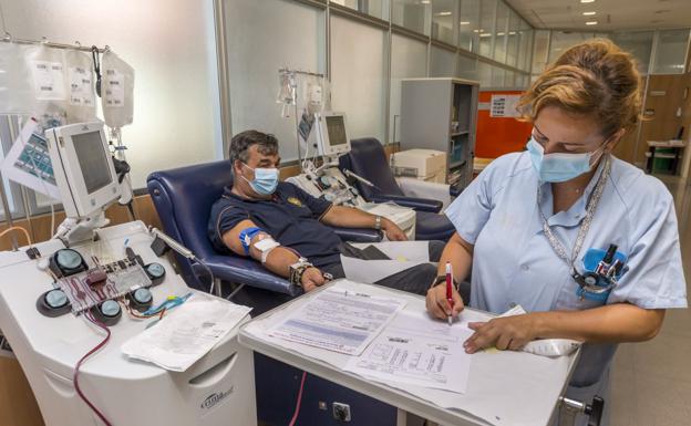 El Banco de Sangre necesita reponer las reservas, mermadas durante el verano