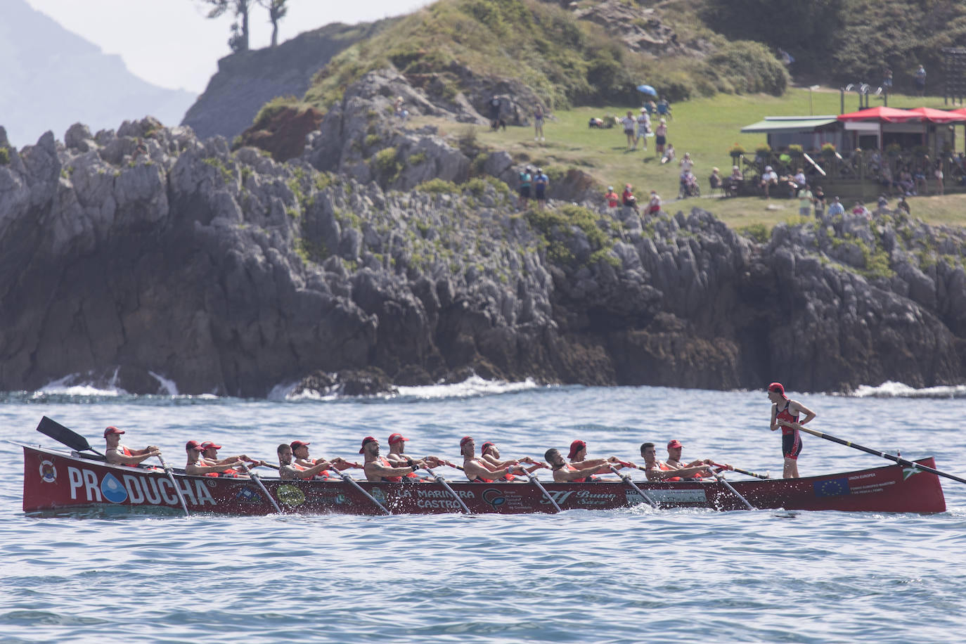 Castro consigue la permanencia