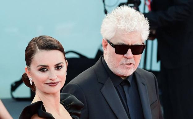 Almodóvar enamora Venecia con 'Madres paralelas'