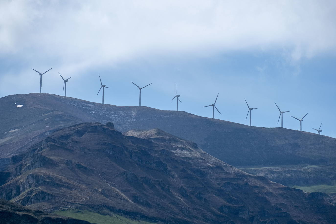 A información pública los anteproyectos de cuatro parques eólicos que suman 40 aerogeneradores y 239 millones