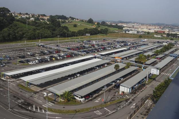 El Seve contará con un nuevo aparcamiento para coches de alquiler en una finca anexa