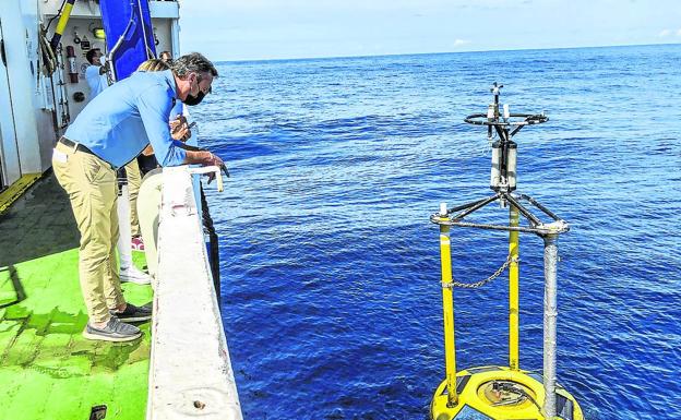 Pesca invertirá medio millón en la compra de dos barcos para combatir el furtivismo