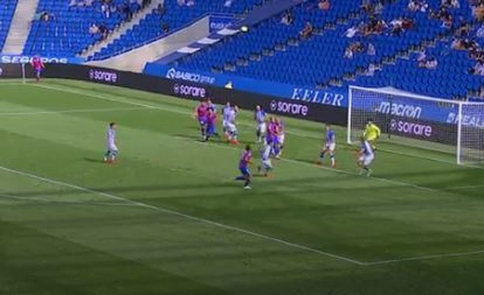 Vídeo: Un doblete de Stoichkov marca la victoria del Eibar ante la Real B