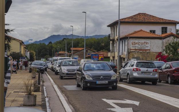 La variante de Barreda pondrá fin a décadas de atascos y contaminación en la Avenida de Solvay