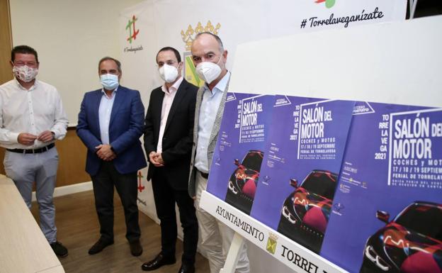 Unos 400 vehículos se exponen este fin de semana en Torrelavega en el Salón del Motor