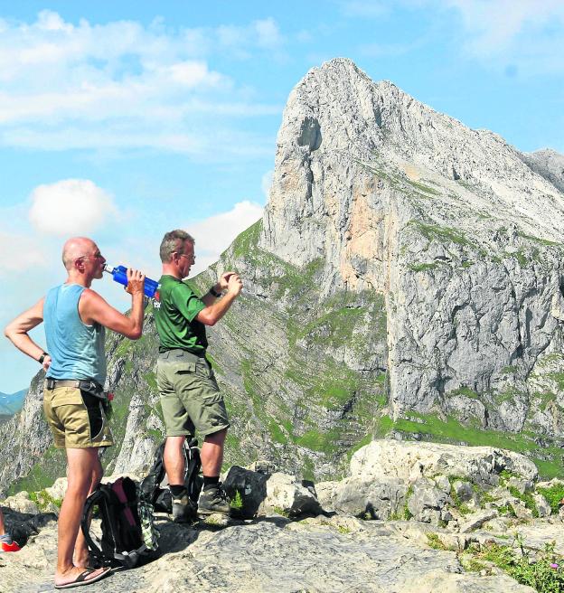 La pandemia masifica la montaña pero con un 10% menos de federados