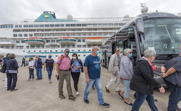 El crucero Amera devuelve a Cantabria «a la normalidad»