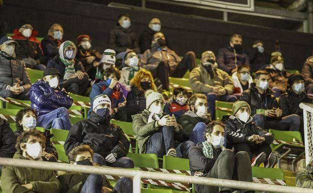 Desde este viernes los abonados del Racing podrán entrar directamente al estadio con su carnet