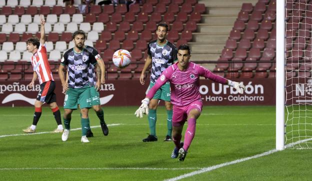 Cuatro goles encajados en ocho tiros