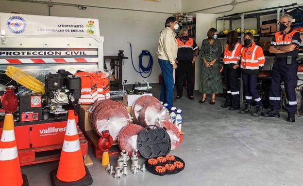 Presidencia refuerza el equipamiento de la agrupación de Protección Civil de Los Corrales