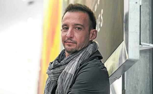 Alejandro Amenábar: «Me gusta mezclarme con el que no es como yo»